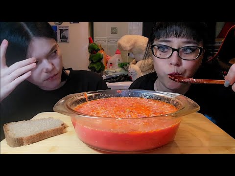 Видео: Мукбанг | Борщ с паштетом и маринованная капуста | Обжор Асмр