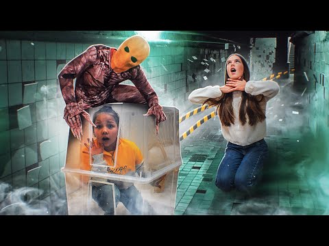 Видео: СКРОМНИК SCP в ТУМАНЕ! МЕНЯ СПАСЛИ КАПСУЛОЙ!