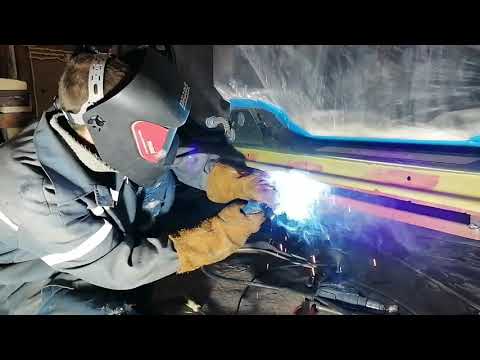 Видео: Vectra C.№2.Частичная замена порогов, усилителей, пескоструйные работы.
