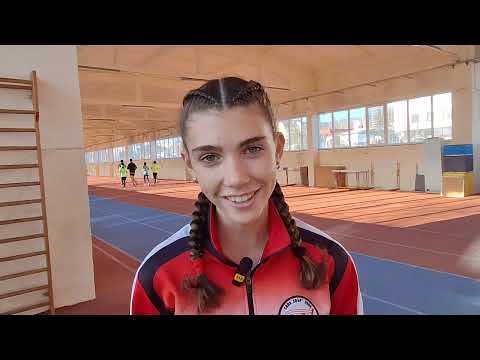 Видео: Лекоатлетката Стефания Любенова с два златни медала и рекорд