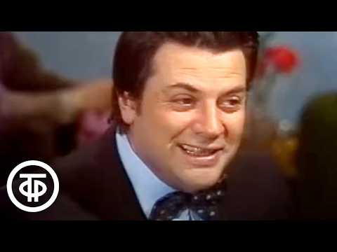 Видео: Артисты театра Сатиры поздравляют с Новым годом. Новогодний "Голубой огонек" (1982)