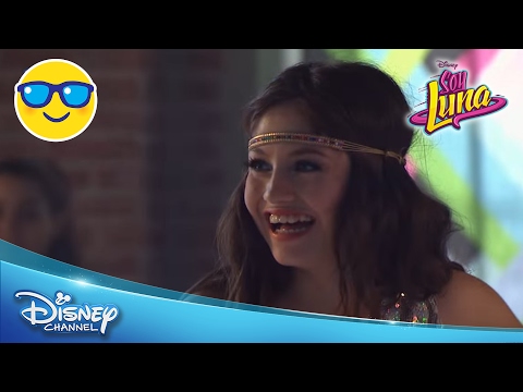 Видео: Soy Luna - Изпълнение - Valiente Remix (Луна и Симон) еп. 3.1 Само по Дисни Чанъл!