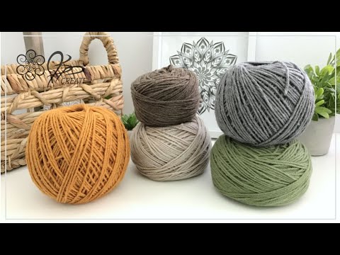 Видео: Как намотать клубок пряжи вручную без каких-либо инструментов!