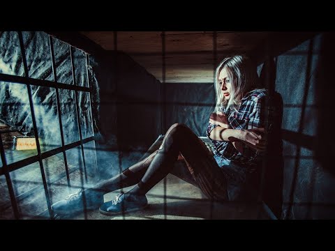 Видео: Как делают деньги на разврате