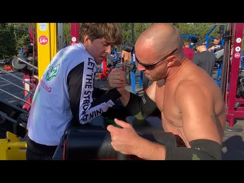 Видео: Армрестлинг на кислые руки (часть 3)
