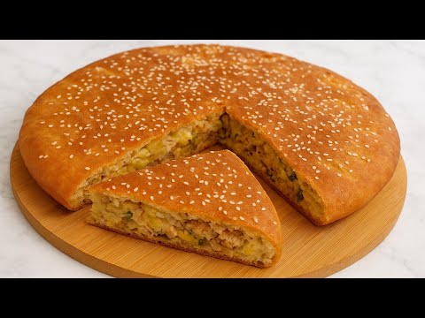 Видео: Все просят рецепт! Пирог с рыбой — нежный и ароматный!