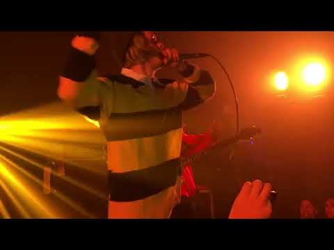 Видео: Пошлая Молли - Все хотят меня поцеловать live