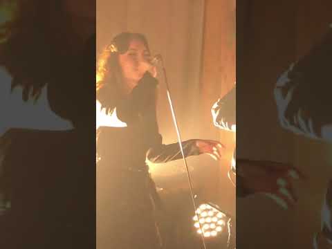 Видео: забей, лерочка - каждый, кто делал тебе больно (Live @ Barmeister, 12.09.21)