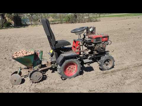 Видео: ПОСАДКА КАРТОФЕЛЯ 2021! ПО НАРЕЗАННЫМ БОРОЗДАМ!