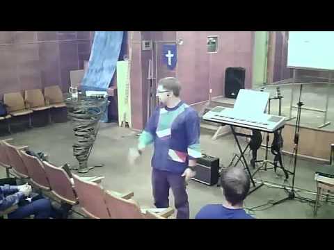 Видео: 15.08.2013 - Сад Папы