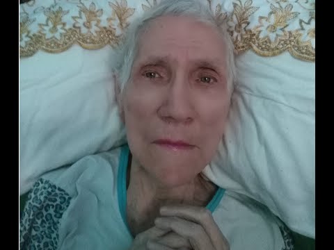 Видео: Уход за лежачим больным в домашних условиях