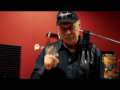 Видео: "САМОТНИ МЪЖЕ" Тодор Върбанов и Деян Неделчев