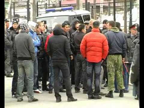 Видео: Полицейский беспредел при рейдерском захвате гостиницы "Мегапалас" в Южно-Сахалинске