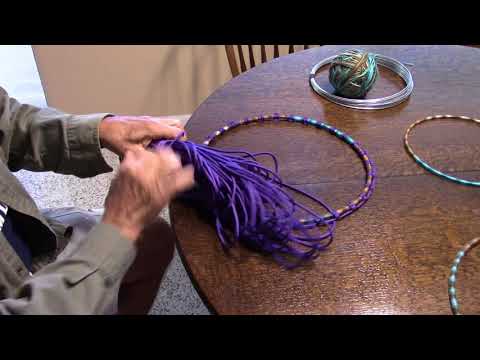 Видео: Барабан для рассады. Как завязывать начальные узлы на обручах барабана