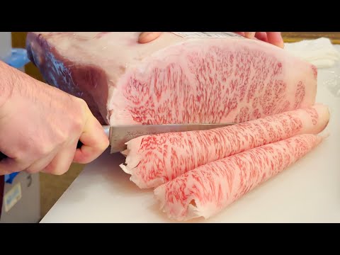 Видео: MIYAZAKI A5 WAGYU Говяжья вырезка - Шатобриан редкий стейк - теппаньяки в Асакуса Токио Япония