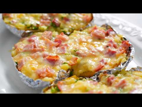 Видео: От такой КАРТОШКИ будут в восторге все! Картофель с беконом в духовке