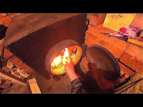 Видео: Выбираемся из снежного плена. Эвакуируемся на нашу избу. Часть 2.