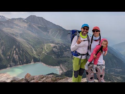 Видео: Лунная поляна + пик Скалистый. Заилийский Алатау. Выход с ночёвкой