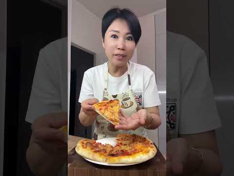 Видео: Пышная пицца🍕 на дрожжах — просто, быстро и нереально вкусно!😋#оченьвкусно 