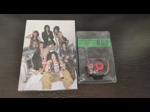 Видео: Распаковка альбома BABYMONSTER / Unboxing BABYMONSTER 2nd Mini Album 'WE GO UP' 