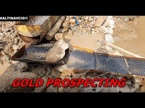 Видео: Поиски золота в ручье и реке, испытание плотины и швабры, результат невероятно красивый