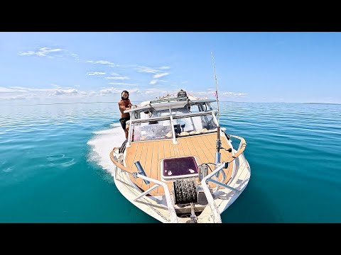 Видео: #28 РЫБА-ПИЛА ВСТРЕЧАЕТ КИМБЕРЛИ - Путешествие по Австралии на лодке