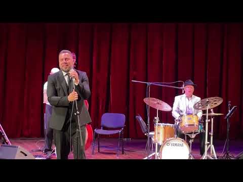 Видео: Andrew McFadden, трио Олега Бутмана. 