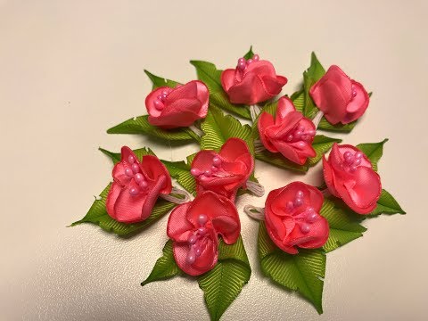Видео: маленькие цветочки из ленты 1,5 см 🌺🌺🌺.  Ribbon flowers 🌺