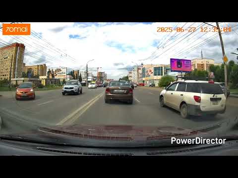 Видео: Курьезы и нарушения ПДД на дорогах Омска. Подборка записей видеорегистратора.