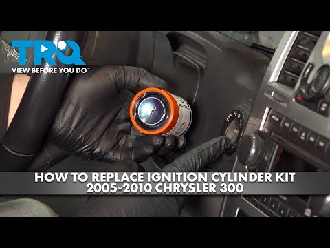 Видео: Как заменить комплект цилиндра зажигания на Chrysler 300 2005-2010 годов