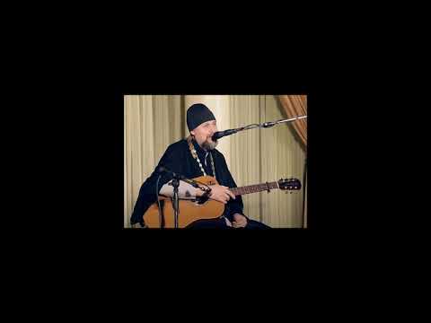 Видео: Священник Андрей Гуров Огонек / Аккорды