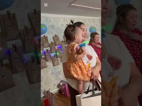 Видео: 3 жеребенің үзінділері. Тайный санта