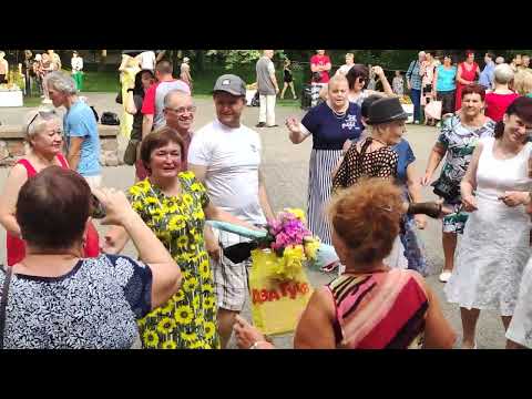 Видео: С Днём Рождения, Наталья!!!...... Белые розы.....20.08.23 Гомель парк Луначарского 🥰