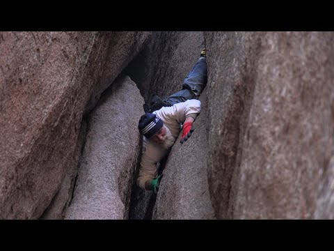 Видео: Андрей Андронович и йога