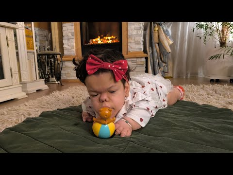 Видео: Олюшка с Папой. Уютный вечерок