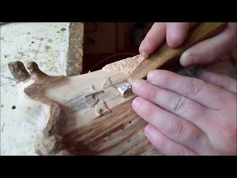 Видео: Крепость на горбыле - резное панно. Резьба по дереву - Wood carving.