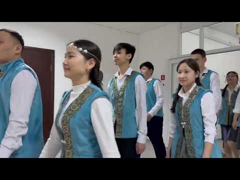 Видео: "Ұлттық киім- ұрпаққа мұра" челенджі, 8 сынып оқушылары #ұлттық киім #8сынып #челлендж