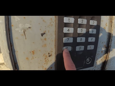 Видео: Домофоны Березовского + щербинский лифт и визит м2000 (ЩЛЗ-2006г.в.) Адрес - Исакова 7 , подъезд 4??