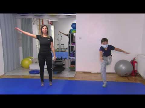 Видео: Претешки училишни ранци, неправилно седење - Причини за деформитети на 'рбетот кај децата