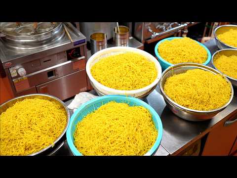 Видео: Удивительная якисоба, которая продает 400 тарелок в день! Легендарный ресторан на Хоккайдо, Япония