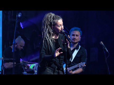 Видео: Мураками — Ласточки (LIVE 2024, Казань, ХХ лет)