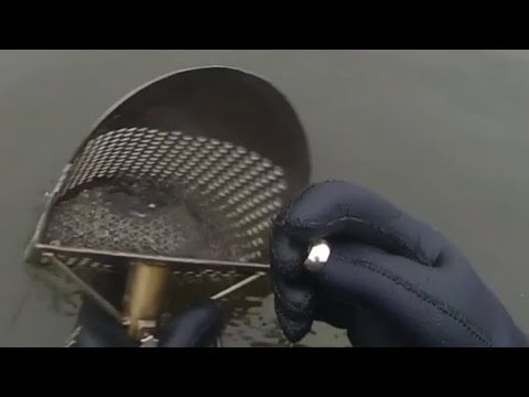 Видео: Поиск золота и серебра на озерах царских времен!!!