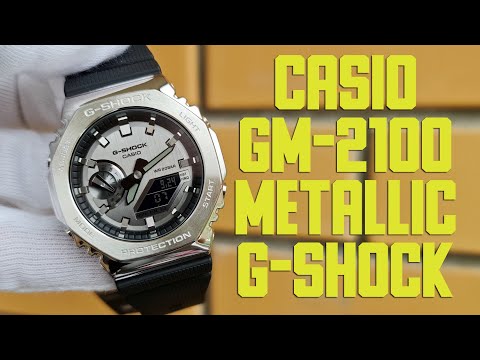 Видео: Обзор Casio GM-2100-1AER со стальным лицом / Модель 2021 года