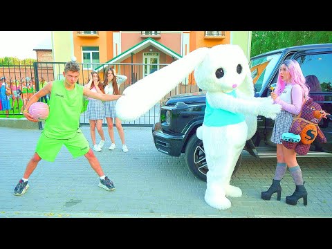 Видео: Талисманът е НАЗАД НА УЧИЛИЩЕ! Защо Даяна промени стила си? ЗАБАВНО ПРЕДИЗВИКАТЕЛСТВО