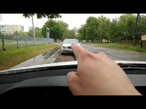 Видео: Как включить помощника парковки w212