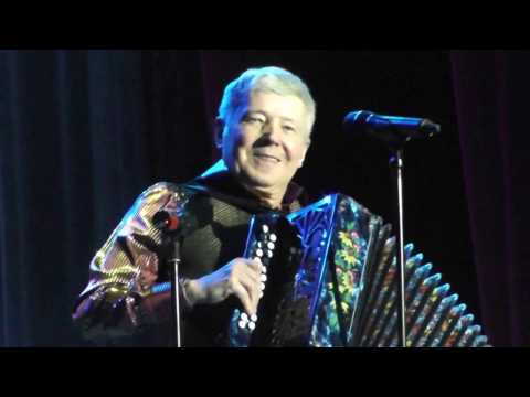 Видео: А. Мазуров - Это я для тебя, для одной