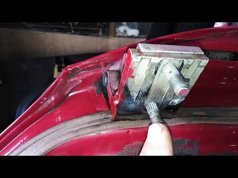 Видео: Реставрация петли двери Таврия.