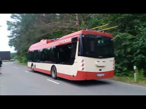 Видео: Первый день новой трассы 4 троллейбуса до Valakampiai