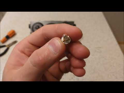 Видео: Тойота Королла Е150. Замена ламп в блоке климата.