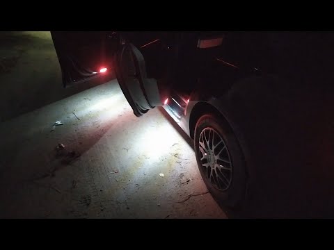 Видео: Установка подсветки в дверях VW Jetta 6. Подключение без Компьютера!